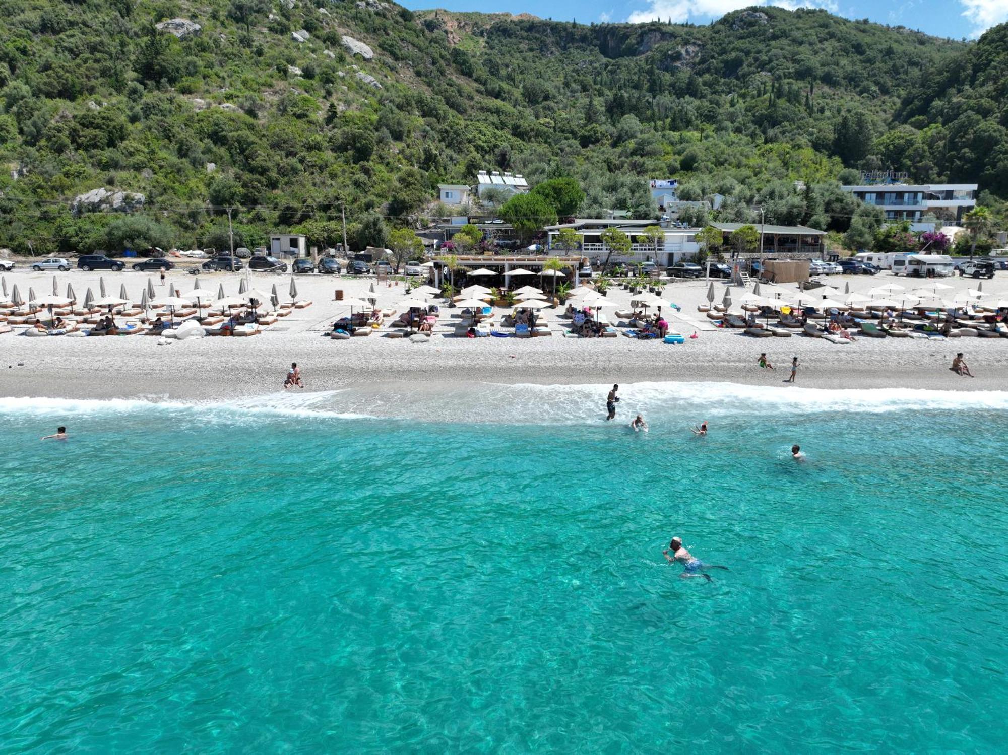 Alevra Hotel Dhermi Exterior photo