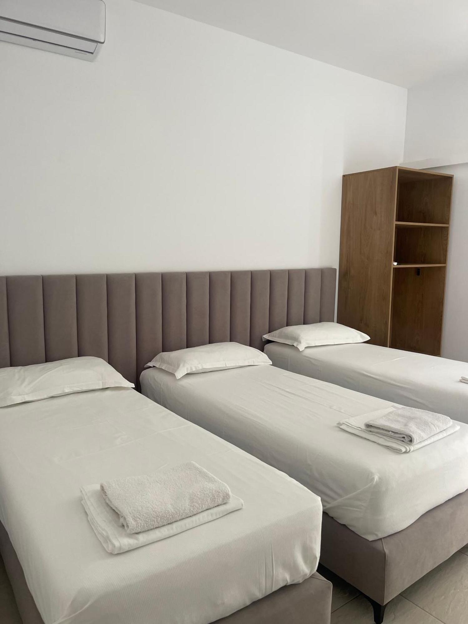 Alevra Hotel Dhermi Exterior photo