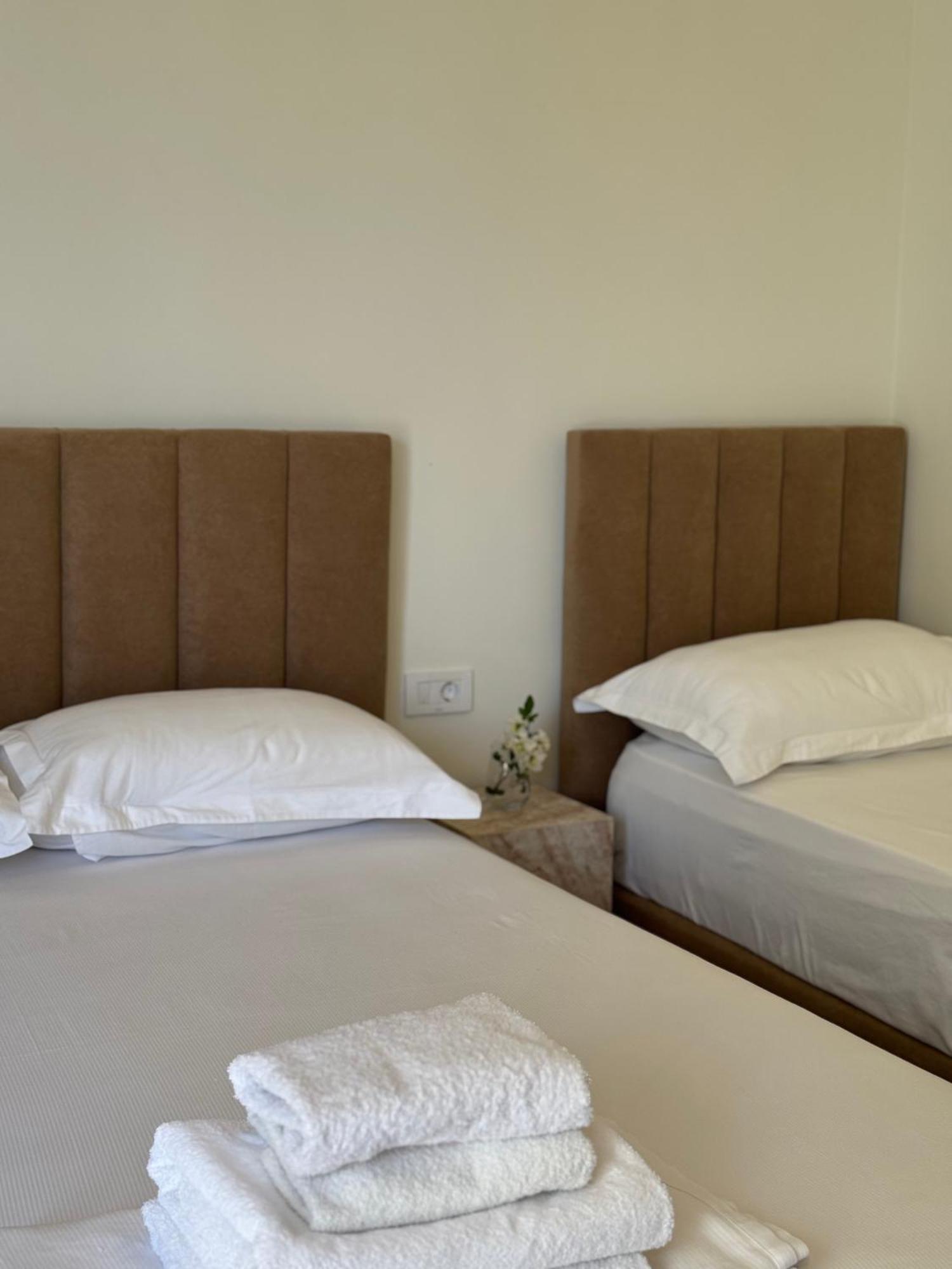 Alevra Hotel Dhermi Exterior photo